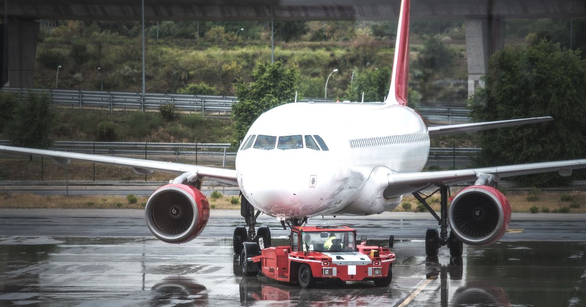 United Airlines Flight UA770 Emergency Diversion